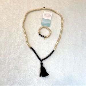 NWT Black/Ivory Bead Necklace & Bracelet Tassel
